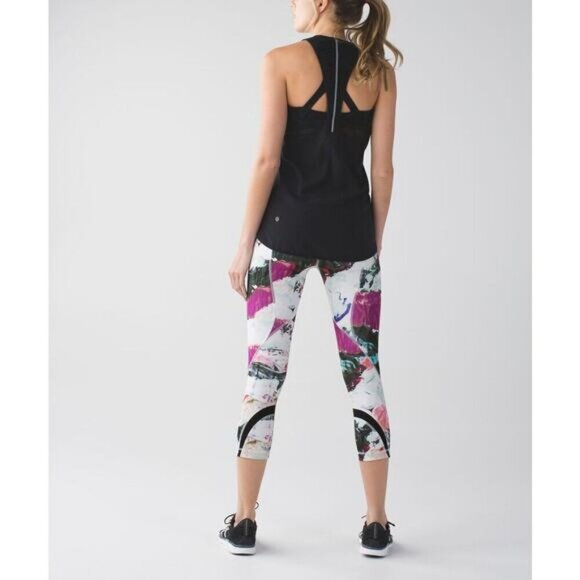 LULULEMON Run: Inspire Crop II All Full-On Luxtreme Size 6 Pigment Wave Multi - Picture 2 of 10
